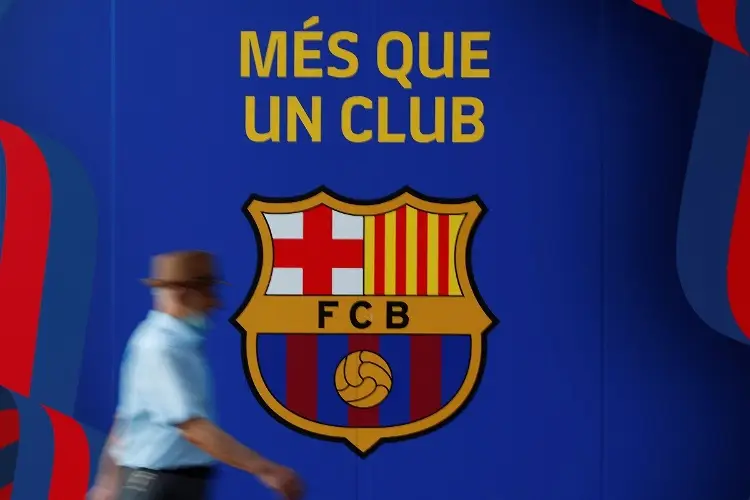 Investigan al Barcelona por pagos millonarios al Comité de Árbitros
