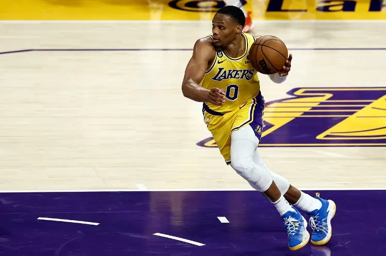 NBA: Lakers se dan un festín, Jokic somete a Doncic y frenan a Cavaliers
