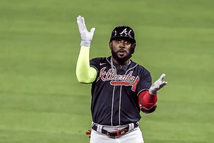 Marcell Ozuna de Grandes Ligas, firma con los Gigantes del Cibao Marcell Ozuna de Grandes Ligas, firma con los Gigantes del Cibao