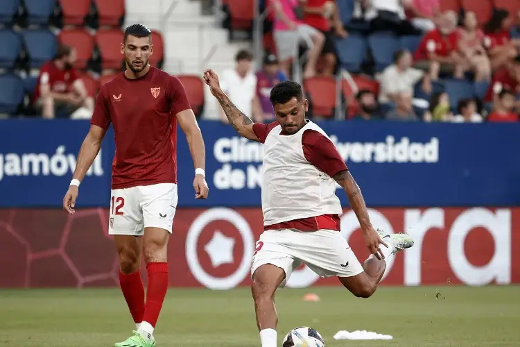 'Tecatito' vuelve a entrenar con Sevilla tras su grave lesión (VIDEO)