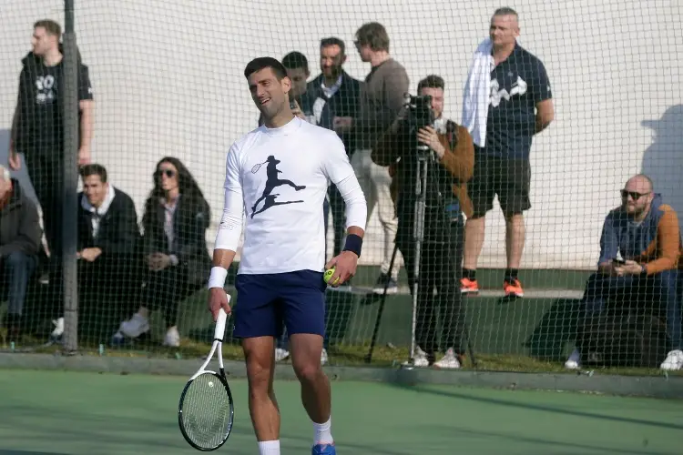 Djokovic 'teme' a la sangre nueva del tenis