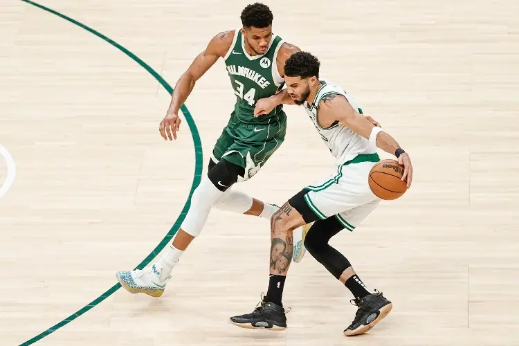 NBA: Los Bucks llegan a trece victorias consecutivas 