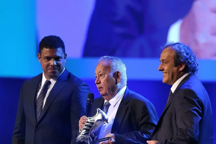 Fallece Just Fontaine, quien hizo récord de goles en un mundial