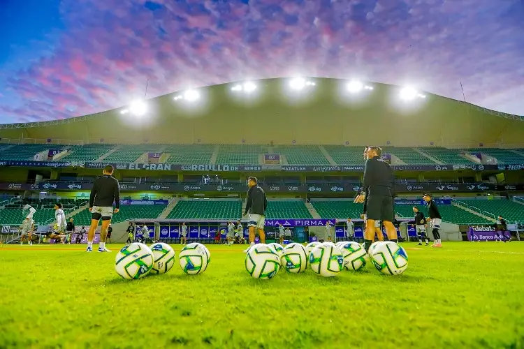 Salinas Pliego vuelve a apostar con jugadores de Mazatlán