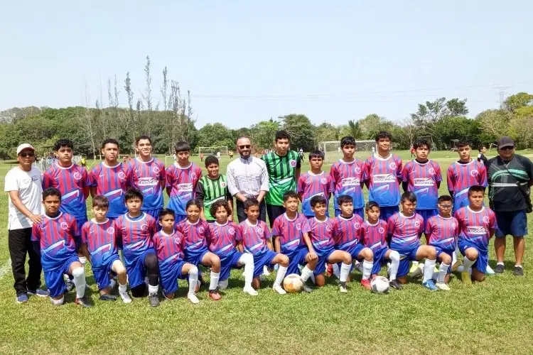 Tiburones Vistamar, uno de los equipos más exitosos de la Liga 'Pirata' Fuente
