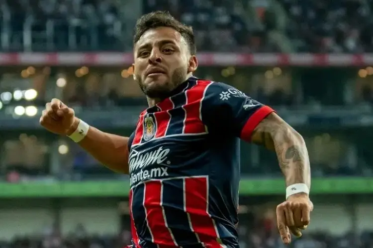 ¡Que tiemble el América! Alexis Vega volvería en el Clásico Nacional