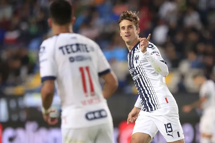 Rayados ratifica liderato con remontada ante Tuzos