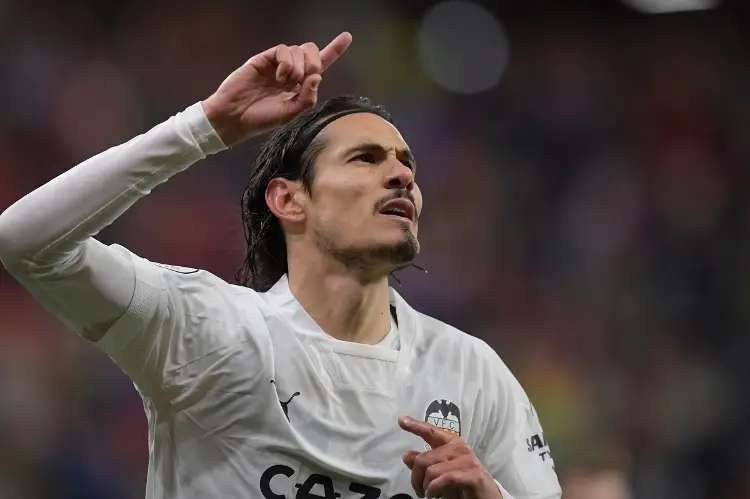 Cavani está a punto de reaparecer