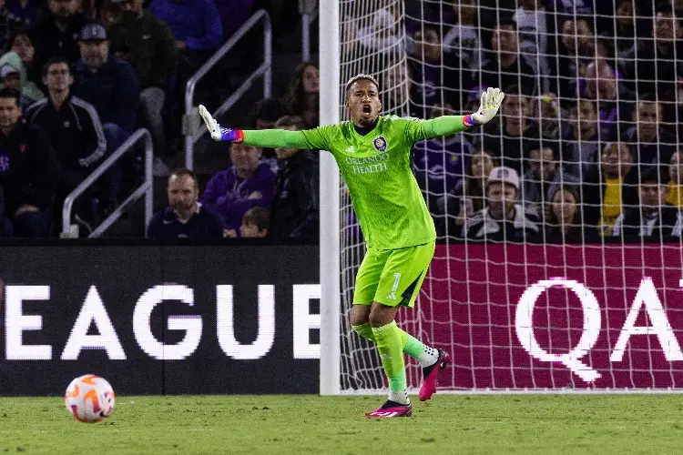 Termina caliente el Orlando vs Tigres y se agarran en el vestidor (VIDEO)