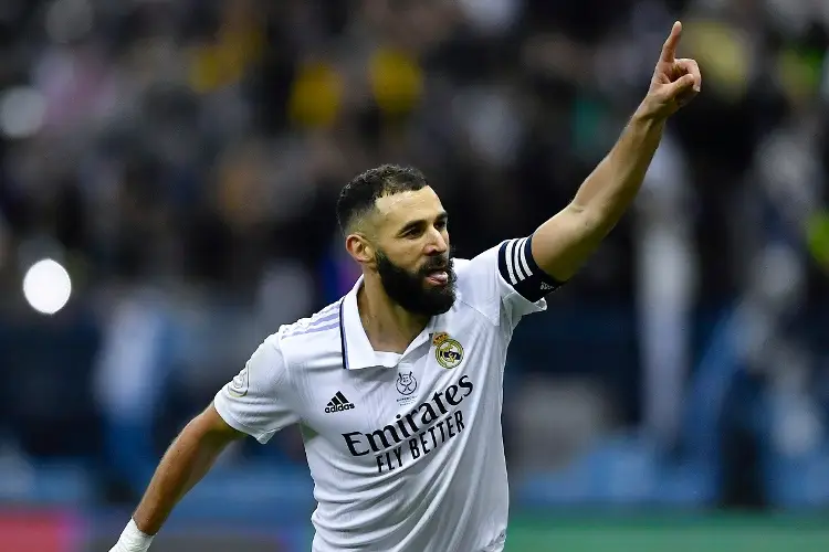 Benzema encabeza la convocatoria del Real Madrid para el Clásico