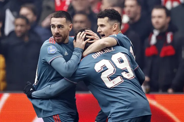 Santiago Giménez firma nuevo golazo con el Feyenoord (VIDEO)