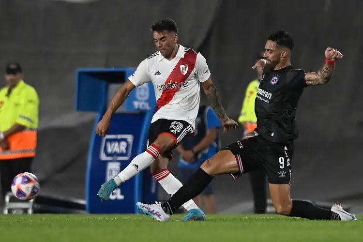 River Plate nuevo líder de Argentina