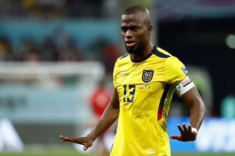 Enner Valencia no puede jugar con Ecuador