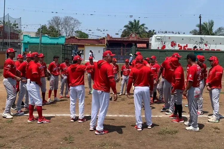 El Águila de Veracruz inicia su pretemporada con un triunfo 