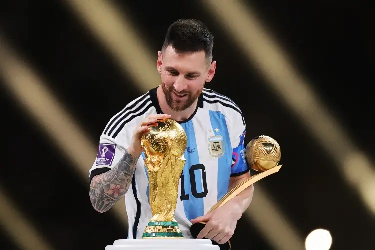 Argentina rebautiza su cancha de entrenamiento en honor a Messi