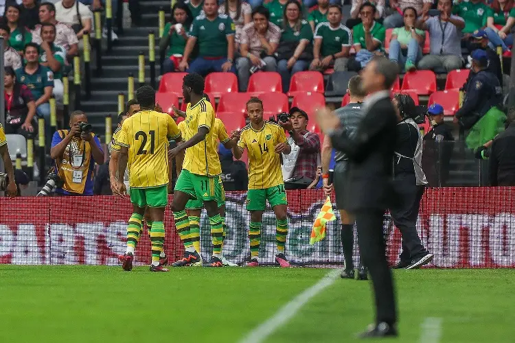 El golazo con el que Jamaica 'madrugó' a México (VIDEO)