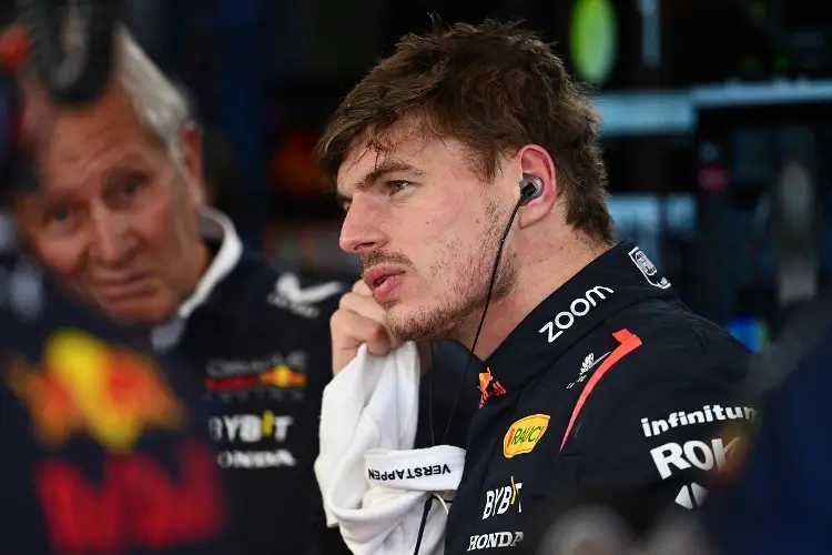 Verstappen se queja de las condiciones de la pista en Australia