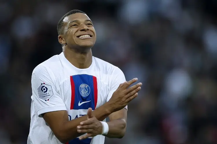 Mbappé desea llegar al Real Madrid y ya hasta les dio fecha