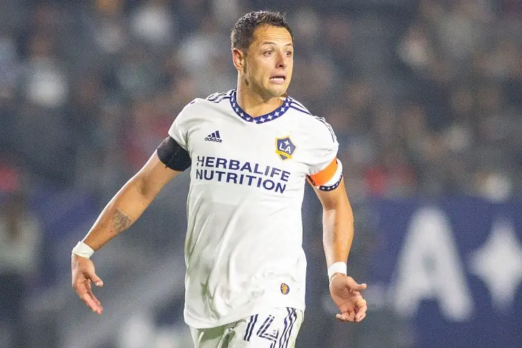 'Chicharito' a la espera de ser la solución del Galaxy