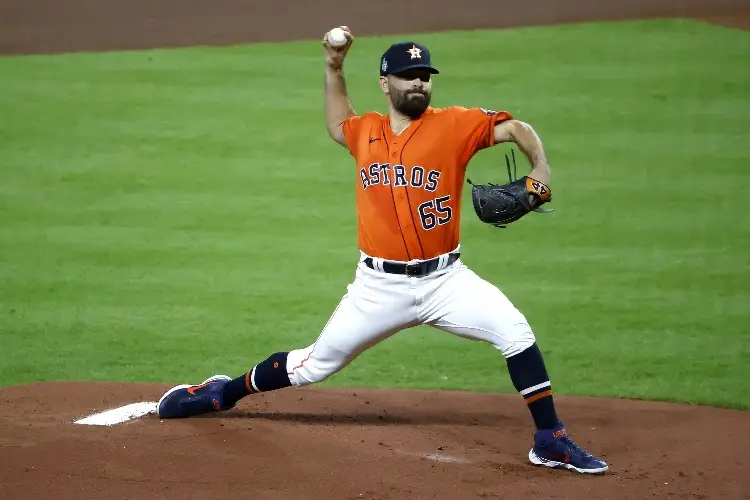 Mexicano Urquidy brilla en triunfo de los Astros sobre Piratas