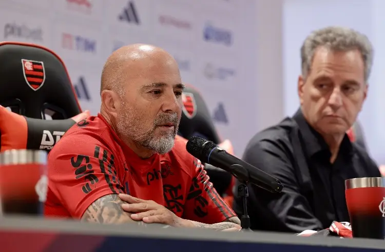 Sampaoli presentado en Brasil tras fracaso con Sevilla