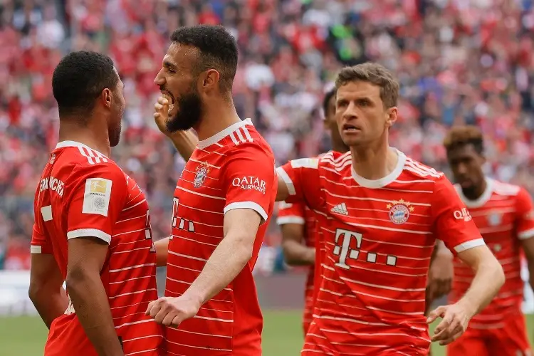 Bayern Múnich gana y retoma el liderato de la Bundesliga 