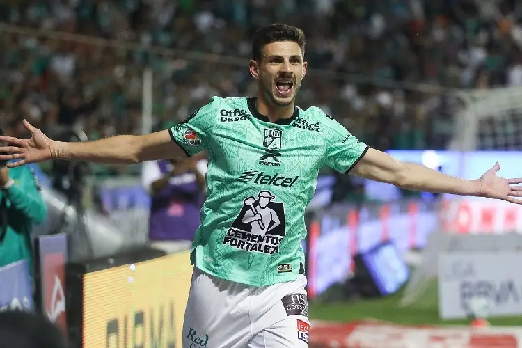 León no está conforme, desea el título de la Concachampions