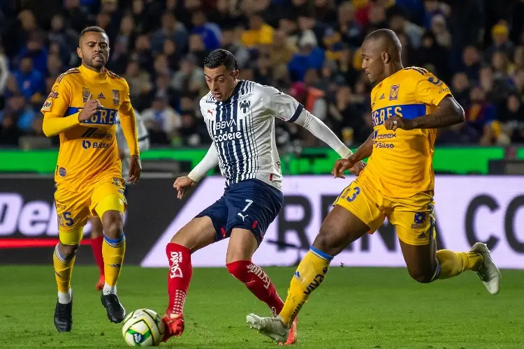 Tigres recibe a Rayados en el inicio de las Semifinales