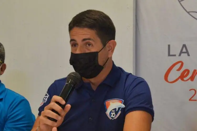 Fallece DT, Carlos Jara Lezcano en Veracruz, jugó con el Tiburón