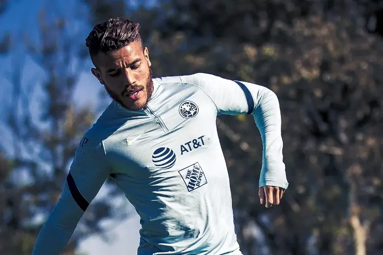 Jona Dos Santos se va a quedar en América