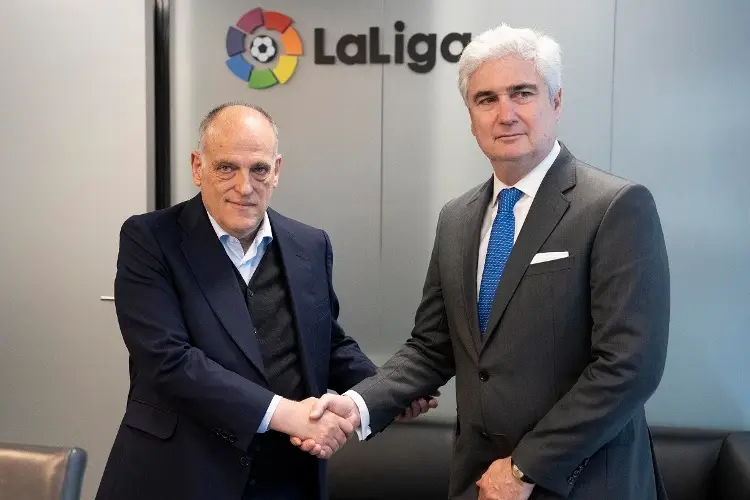 La Liga y la embajada de Brasil en España se comprometen a luchar contra el racismo