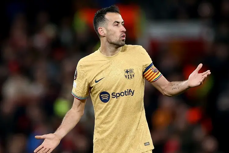 Xavi enumera las cualidades que debe tener el 'nuevo' Busquets 