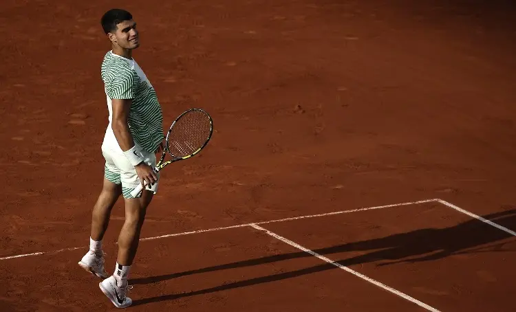 Alcaraz arranca ganando en Roland Garros
