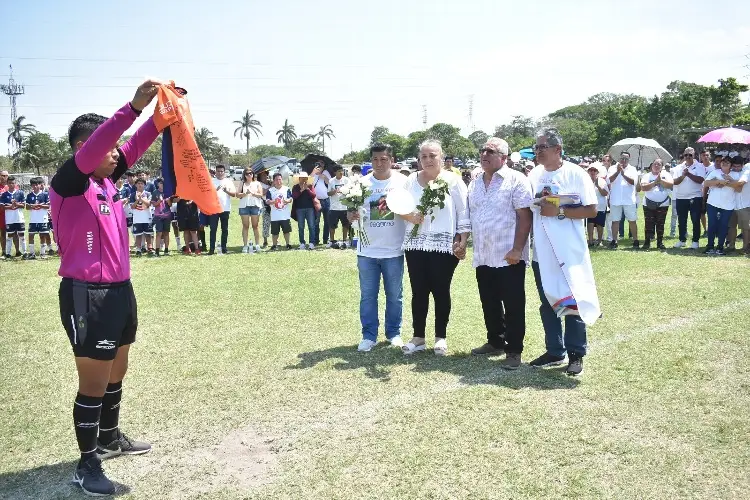 Atlético Logroñés rinde emotivo homenaje póstumo a Francisco Samperio Cruz