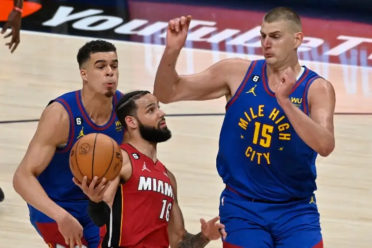 NBA: Denver golpea a Miami y se pone arriba en las finales