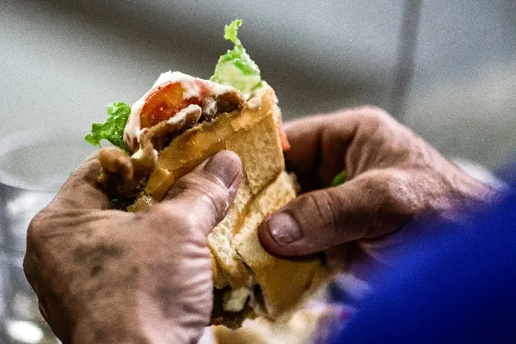 Por culpa de un Sandwich, FIFA se mete en problemas en Argentina