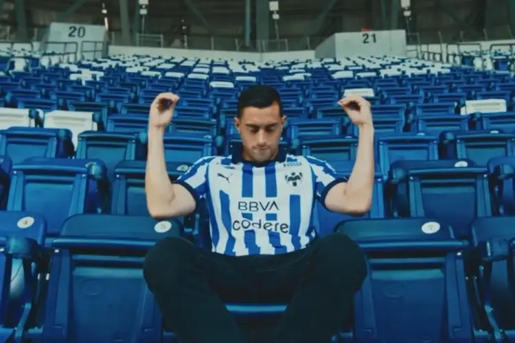 Han presentado la nueva playera de los Rayados (VIDEO)