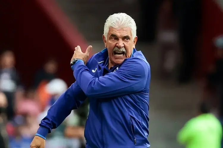 'Tuca' Ferretti está molesto y dejaría a Cruz Azul 