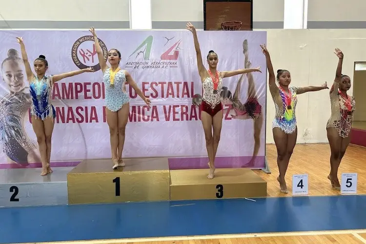 Gimnastas de Club de Oro brillan en Campeonato Estatal de Gimnasia Rítmica