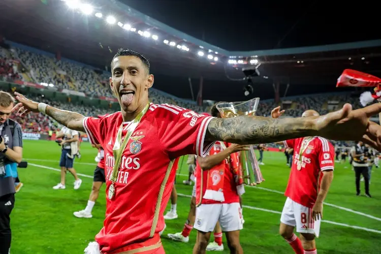 Portugal rende-se a Di María após vencer a Supertaça |  Esportes XEU