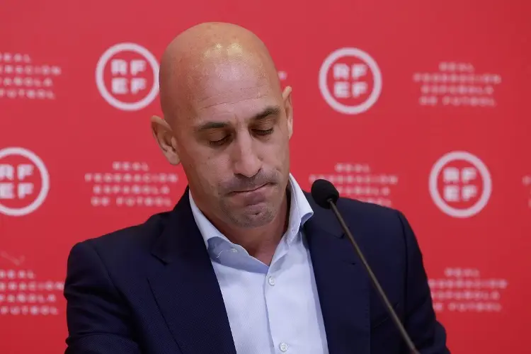 Rubiales renunciará tras el escándalo con Jenni Hermoso