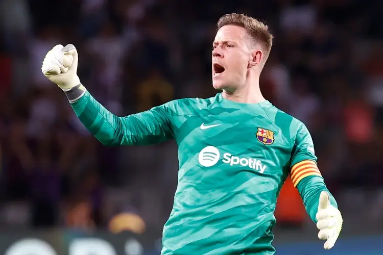 Ter Stegen renueva con el Barcelona hasta junio de 2028