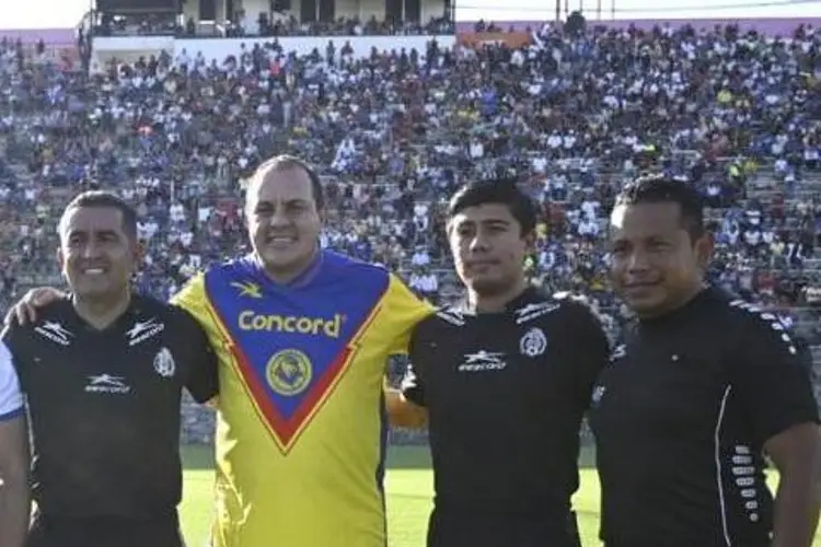 Cuauhtémoc Blanco recuerda cuando 'desarmó' a los Tiburones Rojos (VIDEO)