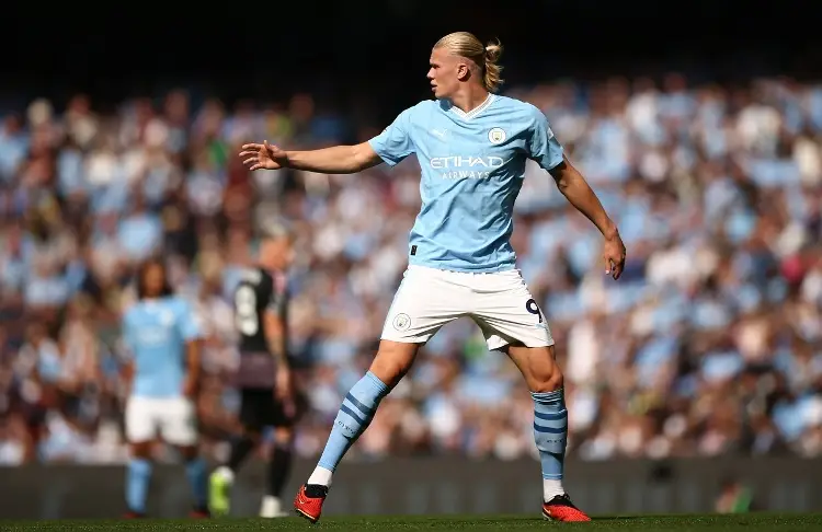 Raúl Jiménez y Fulham son goleados por el Manchester City