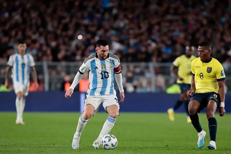 Messi pide no obsesionarse con el campeonato y mirar hacia adelante