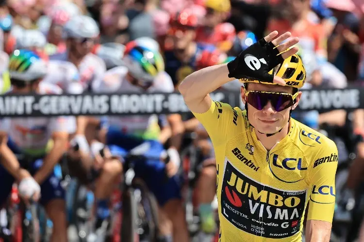 Vingegaard sueña con ganar las tres grandes vueltas en una misma temporada