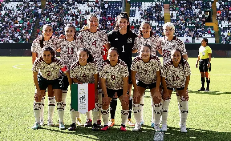Tri Femenil presenta equipo para buscar boleto a Copa Oro