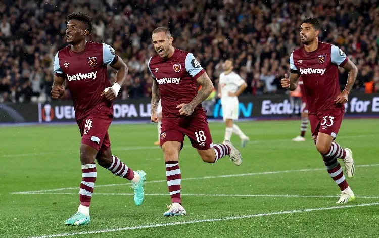 Sin Edson por sanción, West Ham debuta con triunfo en Europa League