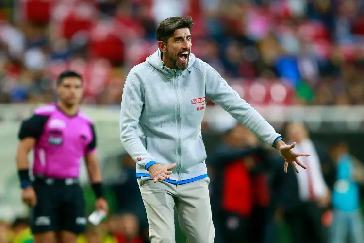 Paunovic se declara culpable de la crisis que vive Chivas