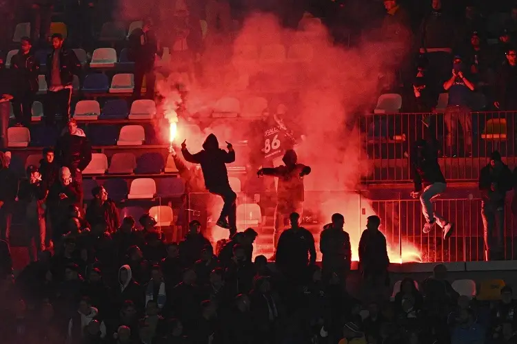 Detenciones de fans en la Premier League aumentan de forma histórica